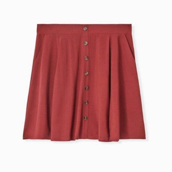 Torrid Size 4 (26W) Brick Red Challis Button Front Mini Skirt - Picture 1 of 8